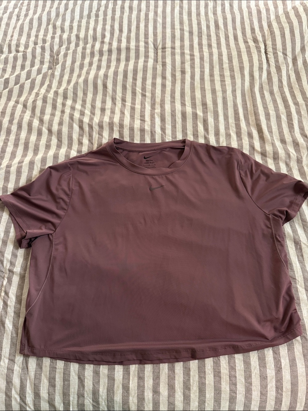 Women’s Nike loose fit crop
